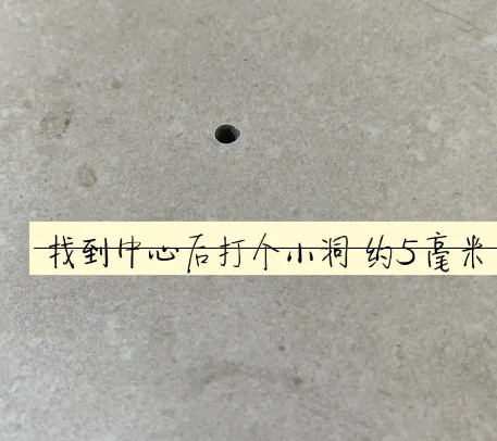昌平瓷砖空鼓维修公司专业解答在瓷砖铺贴过程中，如果砂料搅拌不均匀，将会带来以下问题